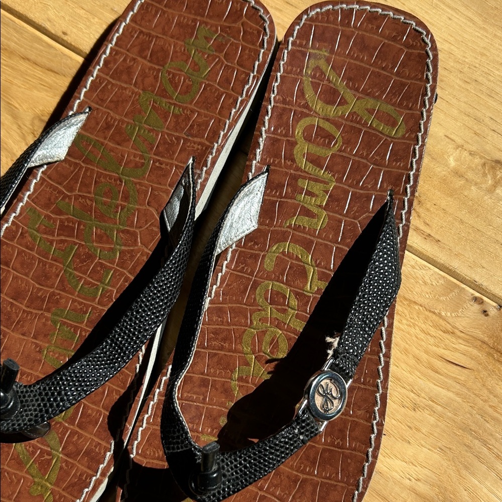 Sam Edelman Brown Footbed Black Strap Flip Flop Sandals - Picture 3 of 4